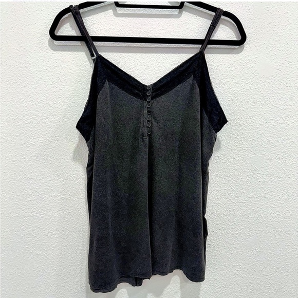 POL Tops - POL Lace Trim Cami size small